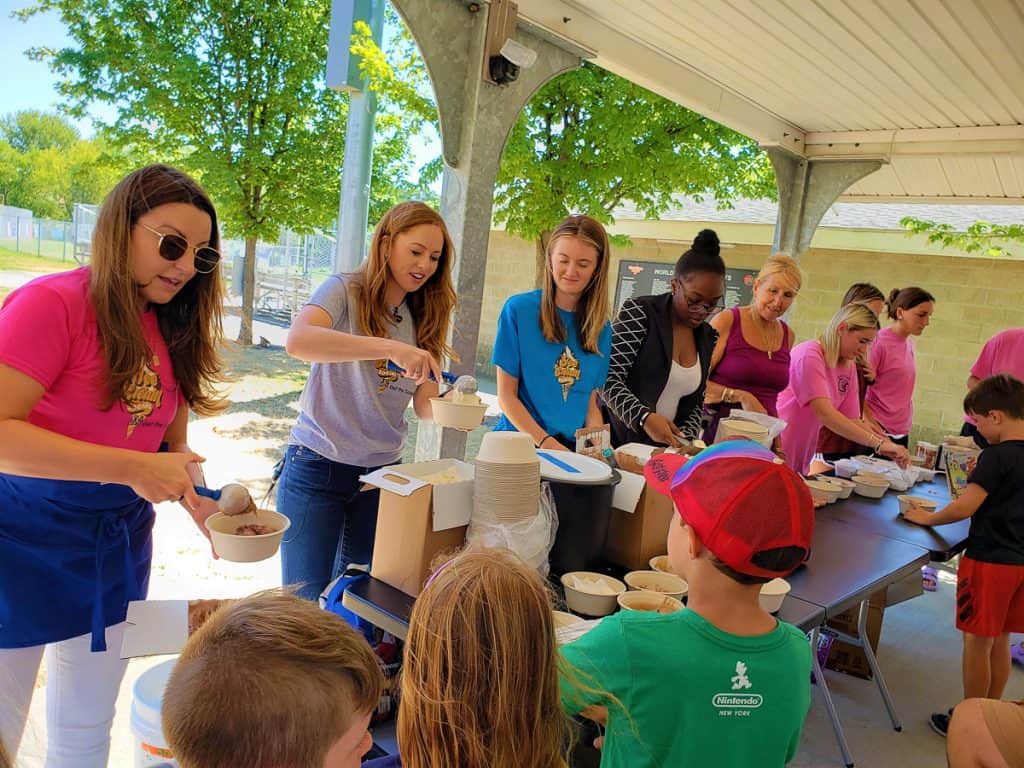 ICE CREAM SCOOPING LINE-2