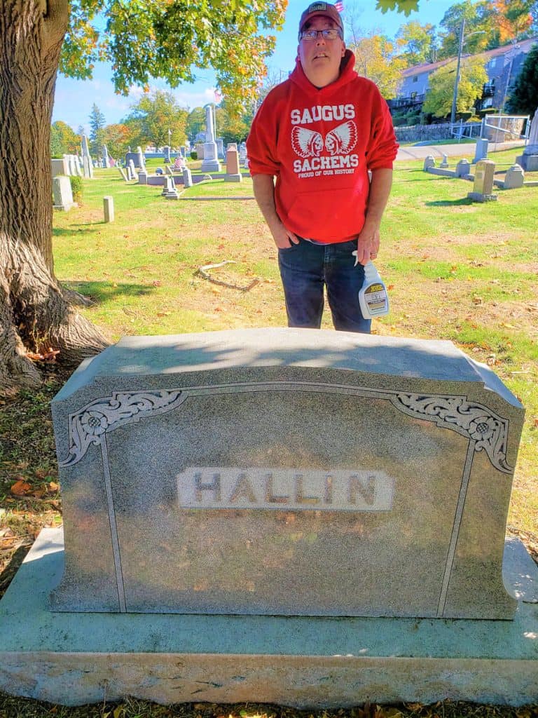 Cleaning the Isabelle Hallin headstone-2