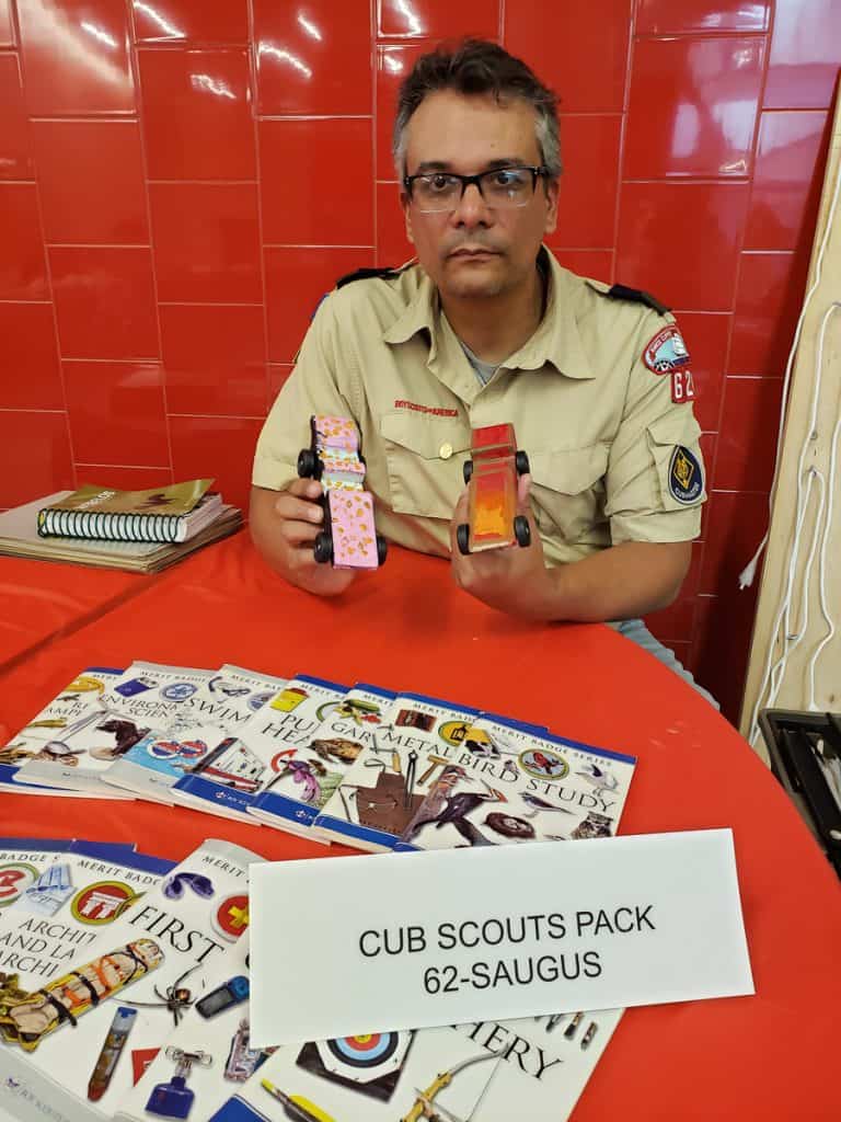 Saugus Cub Scout 62 pack leader-2