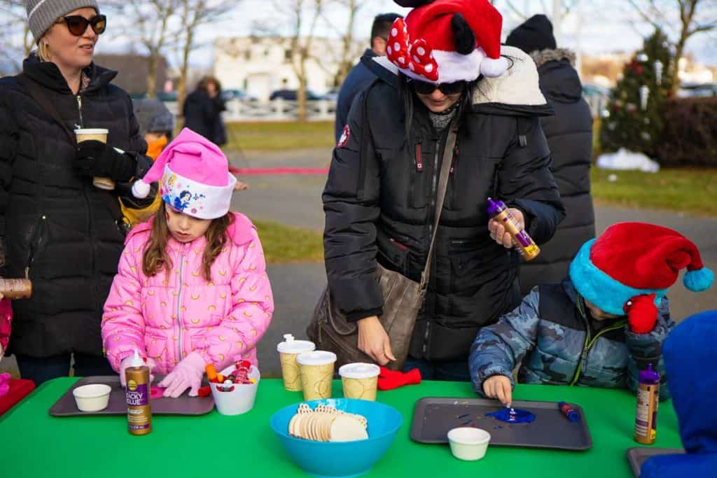 Suffolk Downs Holiday Happenings Photo 5-2