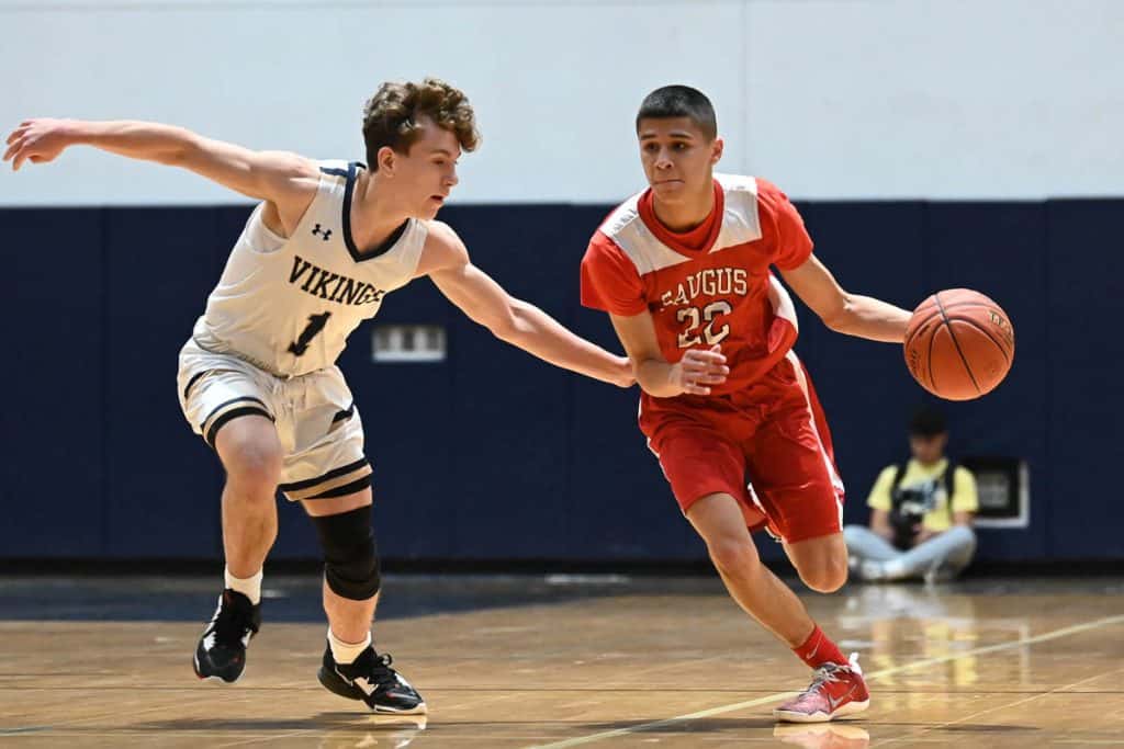 122822harney_saugus_winthrop_bysbball003-2