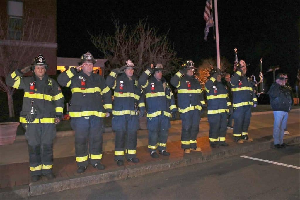 Revere firefighers salute-2