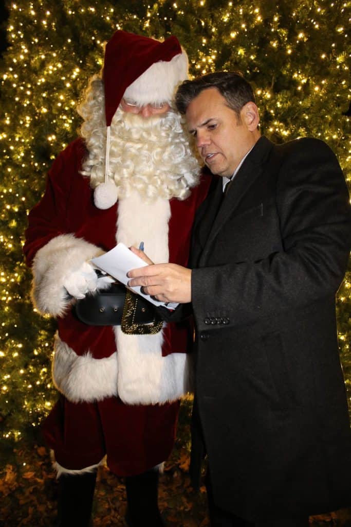 Santa Checks Mayor_s List-2