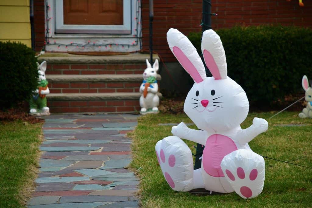 THE SPRING SPIRIT GROWS Saugus resident Marianne Kelleher goes all out to decorate her garden for Easter-2