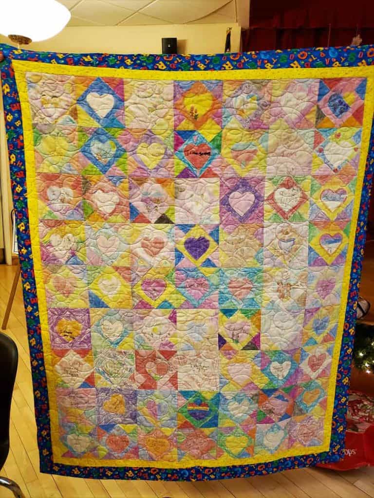 The fabric “Kindness Quilt” (2)-2