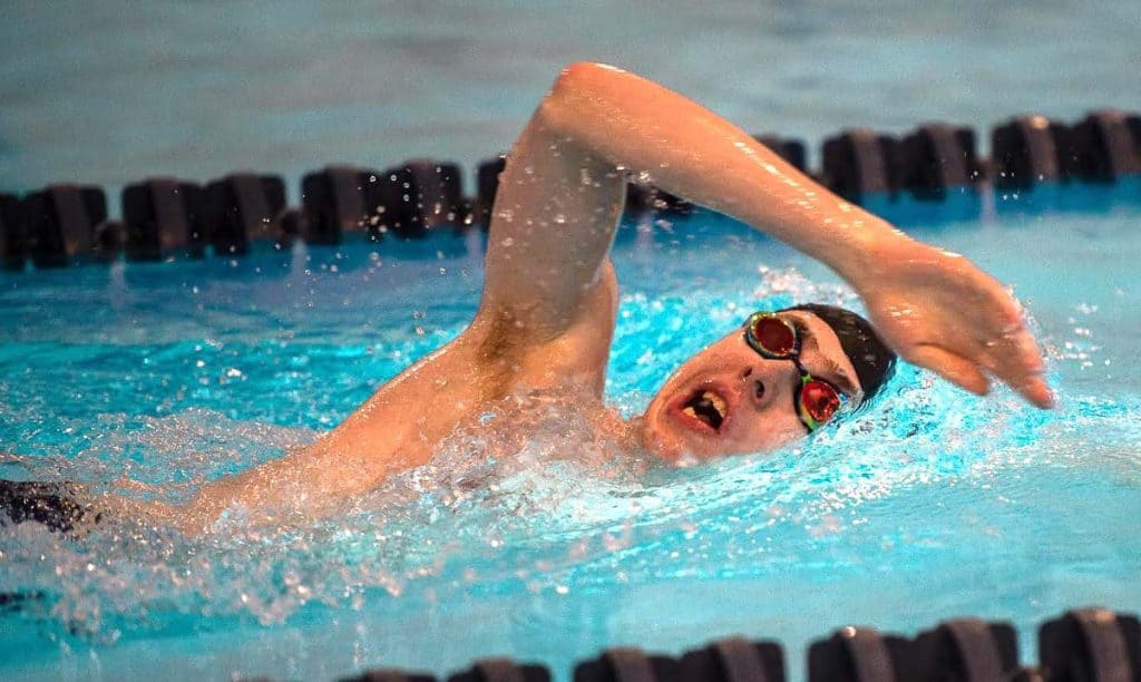 Liam Bloom in 100 freestyle-2