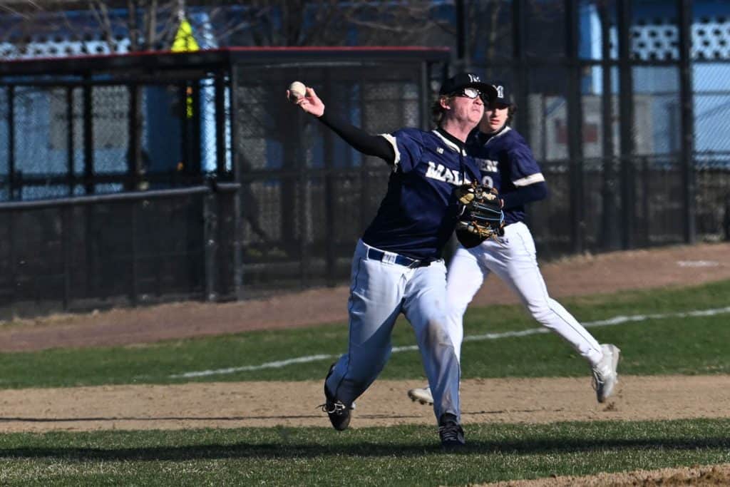 040323ESHmalden_everettbsball005-2