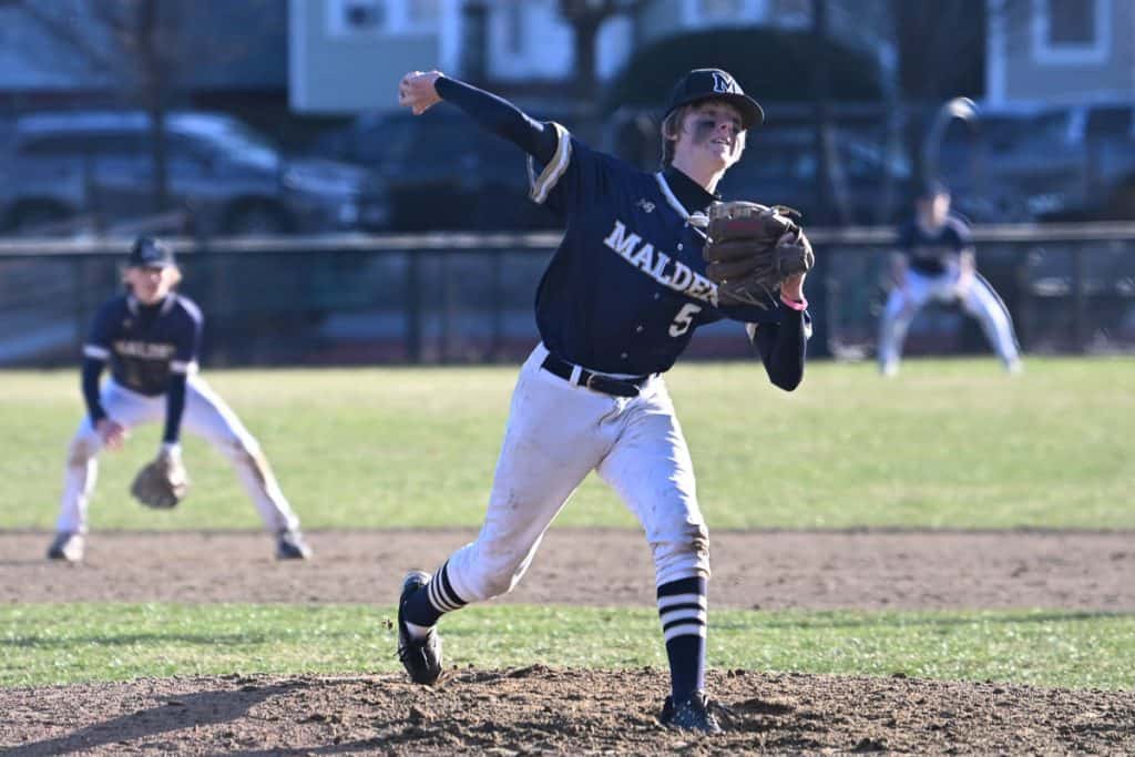 040323ESHmalden_everettbsball009-2