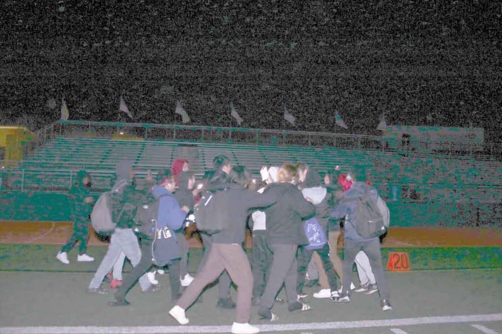Huddle-2