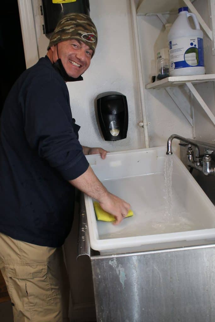 Wash Dishes-2