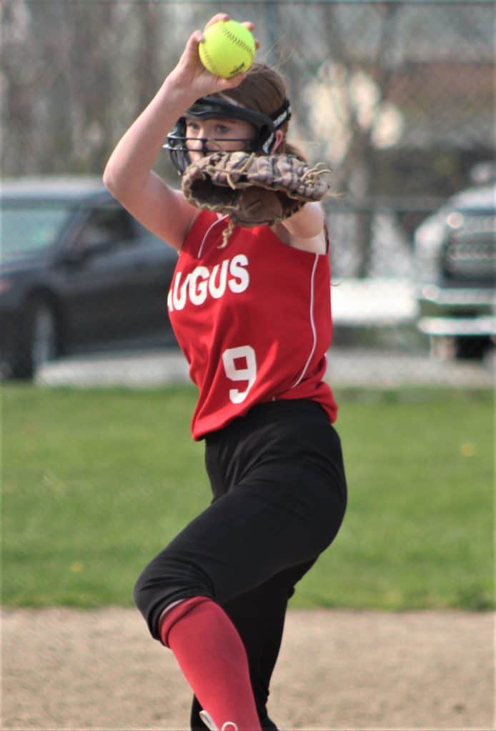Saugus pitcher Abby Enwright-2