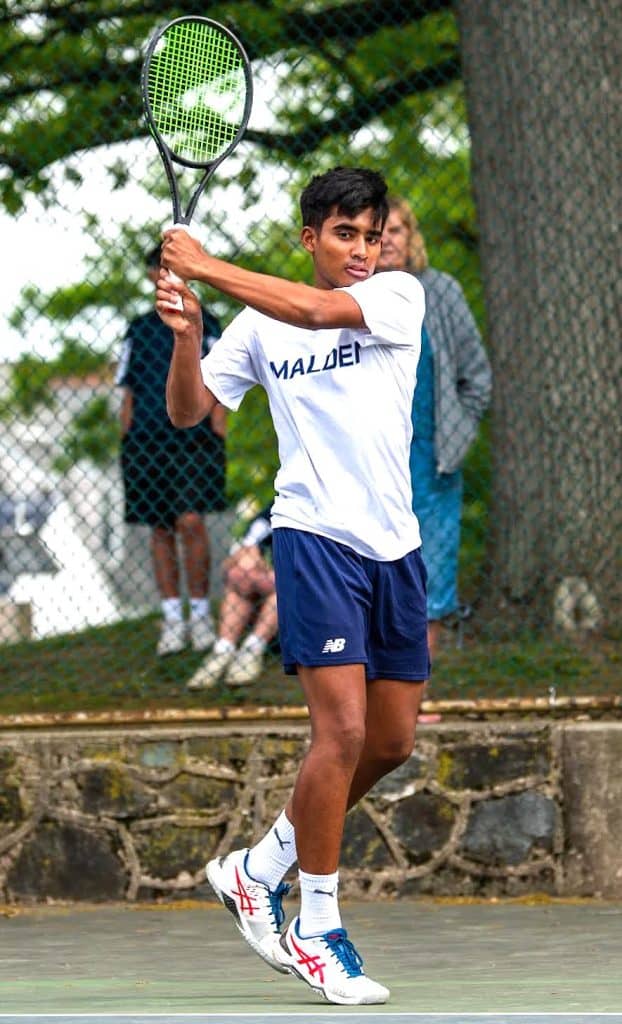 senior captain Naveen