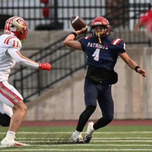 Pats sophomore quarterback Jose Fuentes is shown in action against Everett recently. (Advocate file photo)