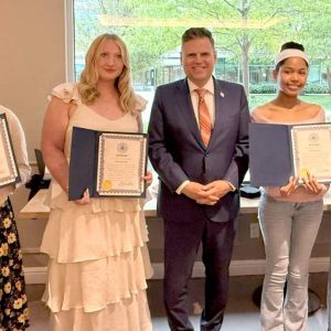 From left to right: Erica Littlejohn, Fiona Youmell, Mayor Gary Christenson, Nour Howard, and Vivian Chau.