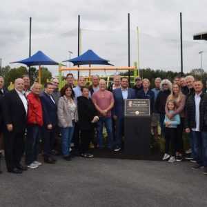 The City of Everett dedicated a memorial plaque in memory of former Alderman and City Councilor Gilbert “Gil” Dell Isola alongside family and relatives, current and former elected officials, and members of the community.