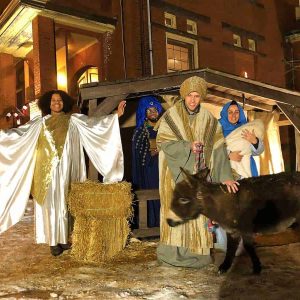 A Living Nativity (2)