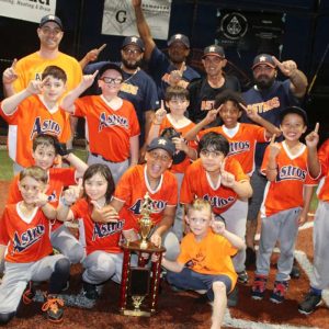 The Astros celebrated their win on Monday night. Pictured from left to right: Back row: Assistant Coaches Mike Cardello, Arturo Cortes and Steven Carapellucci, Head Coach Mike Minichiello and Assistant Coach Jason Papa; middle row: Joyani Namey, Richard Carapellucci, Lorenzo Papa, Kayaki Battle, Albert Yan and Sophie Gilbert; front row: Noel Arturo Cortes, Samuel Cardello, Brayden Minichiello, Mia Papa, Symon Golden, Baibars Alkhatatbih and Julian Minichiello.