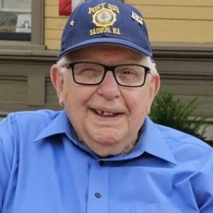 MEMORIAL DAY PARADE GRAND MARSHAL: U.S. Navy veteran Jack Klecker, last year’s “Man of the Year” at Founders Day, will be leading this year’s parade in a restored 1929 Model T Ford. (Saugus Advocate file photo by Mark E. Vogler)