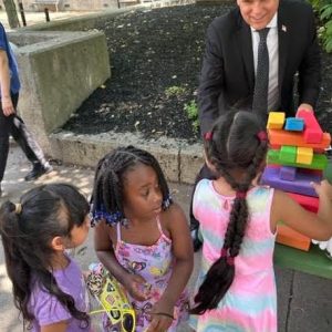 Mayor Gary Christenson was on hand for the SUMMER EATS kickoff event and played some games of Zenga with the kids. (Advocate Photos)