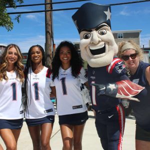 Patriots Cheerleaders-2