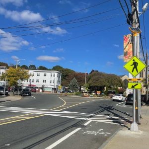 Pedestrian crossing lights recently installed by the town in Cliftondale Square, extending from Banana Splitz across Lincoln Avenue to the Mobil gas station (Courtesy photo to The Saugus Advocate)