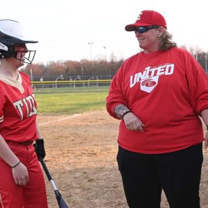 Everett HS Softball vs Lynn English